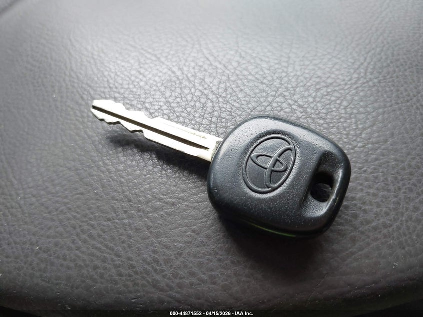 2010 Toyota Sienna Le VIN: 5TDKK4CC4AS322929 Lot: 44871552