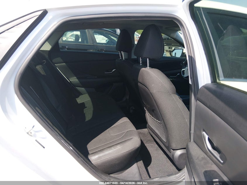 2022 Hyundai Elantra Sel VIN: 5NPLN4AG9NH069023 Lot: 44871555