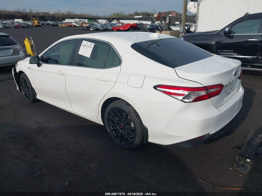 2019 Toyota Camry Hybrid Le