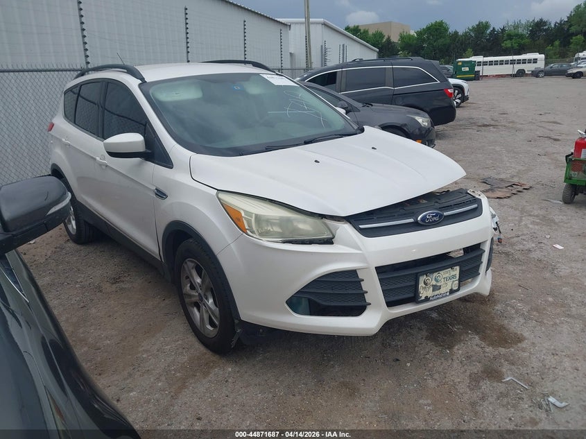 2015 Ford Escape 2.0 Se white Lot 111044871687 Vin 1FMCU0G99FUA07466