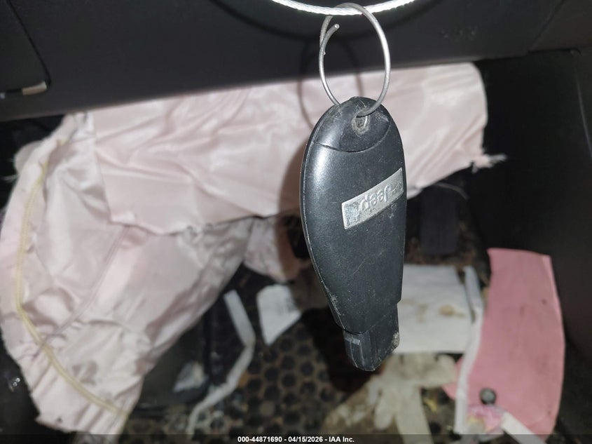 2015 Jeep Cherokee Sport VIN: 1C4PJMAS0FW735330 Lot: 44871690