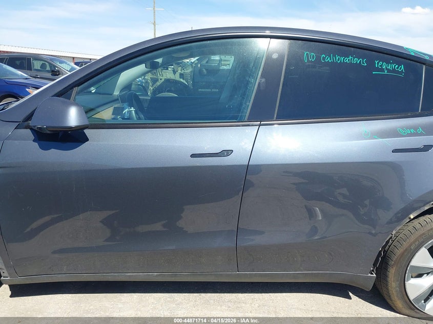 2020 Tesla Model Y Long Range Dual Motor All-Wheel Drive VIN: 5YJYGDEE0LF013363 Lot: 44871714