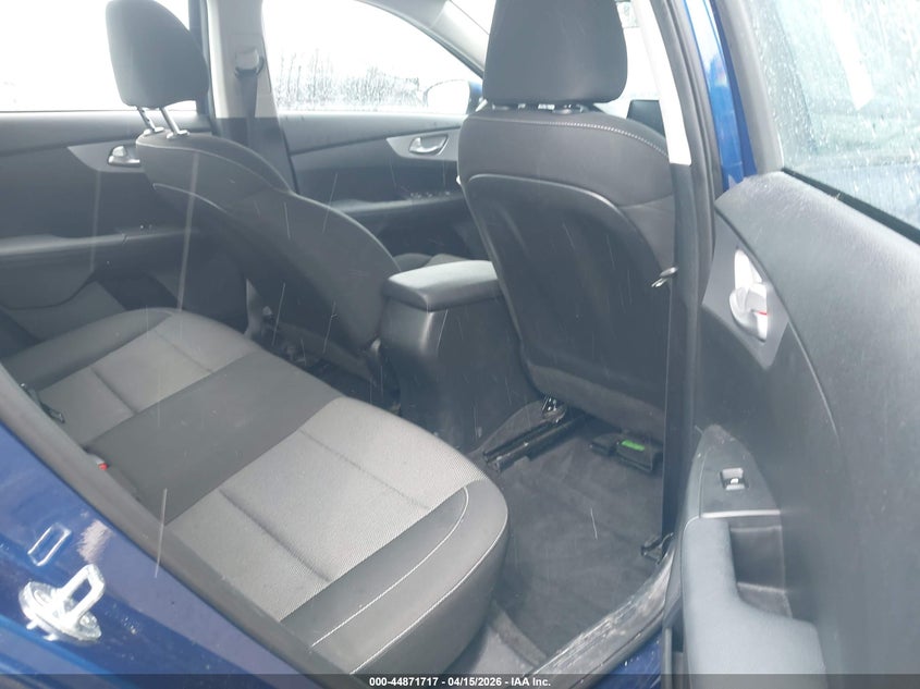 2022 Kia Forte Lxs VIN: 3KPF24AD4NE478742 Lot: 44871717