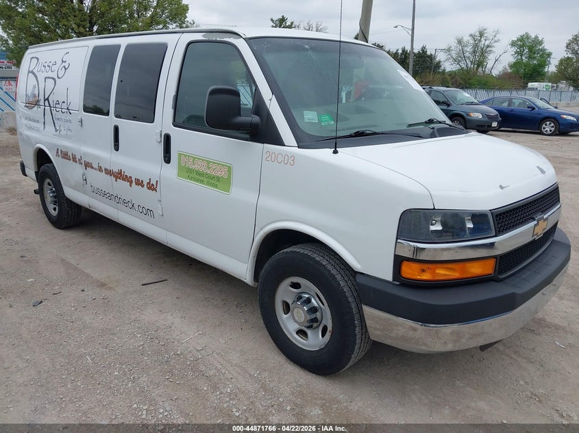 2012 Chevrolet 4.8 Express 3500 Lt white Lot 111044871766 Vin 1GAZG1FA7C1196762
