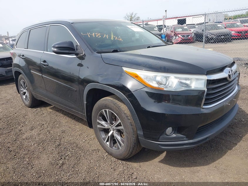 2016 TOYOTA HIGHLANDER XLE V6