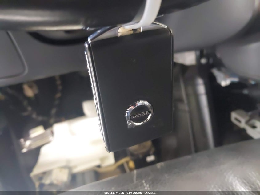 2016 Volvo Xc90 T6 Momentum VIN: YV4A22PK4G1032341 Lot: 44871836