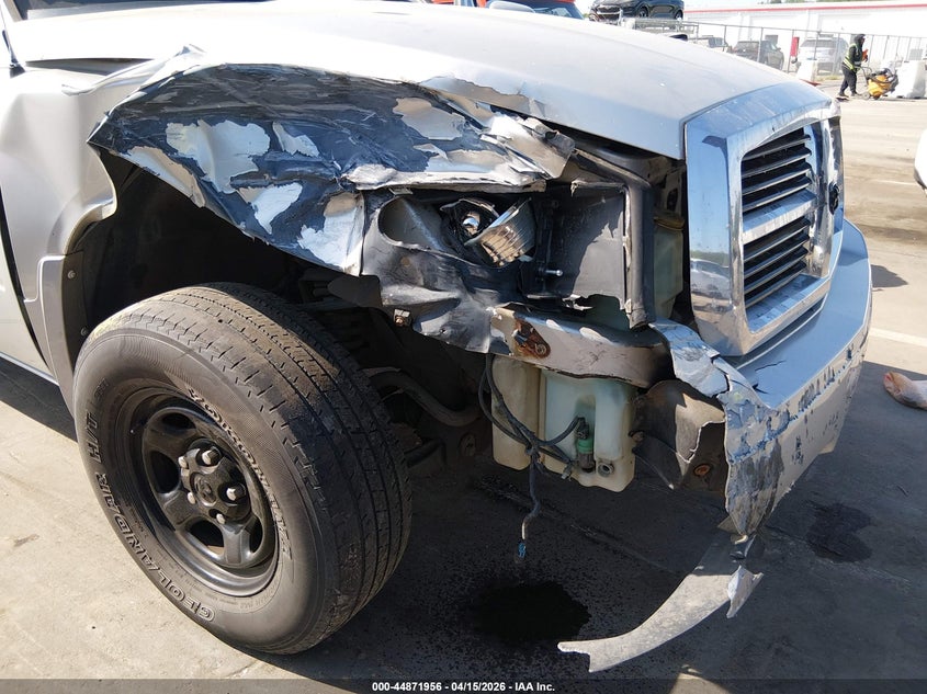 2007 Dodge Dakota St VIN: 1D7HE28K77S107976 Lot: 44871956