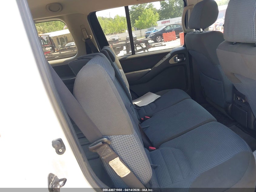 2005 Nissan Pathfinder Se Off-Road VIN: 5N1AR18U35C733586 Lot: 44871958