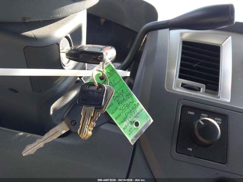 2007 Dodge Ram 1500 Slt/Trx4 Off Road/Sport VIN: 1D7HU18N87S214381 Lot: 44872026