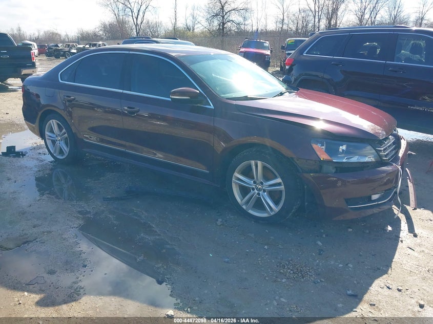 2013 Volkswagen Passat 2.0 2.0L Tdi Sel Premium brown Lot 111044872098 Vin 1VWCN7A37DC142119