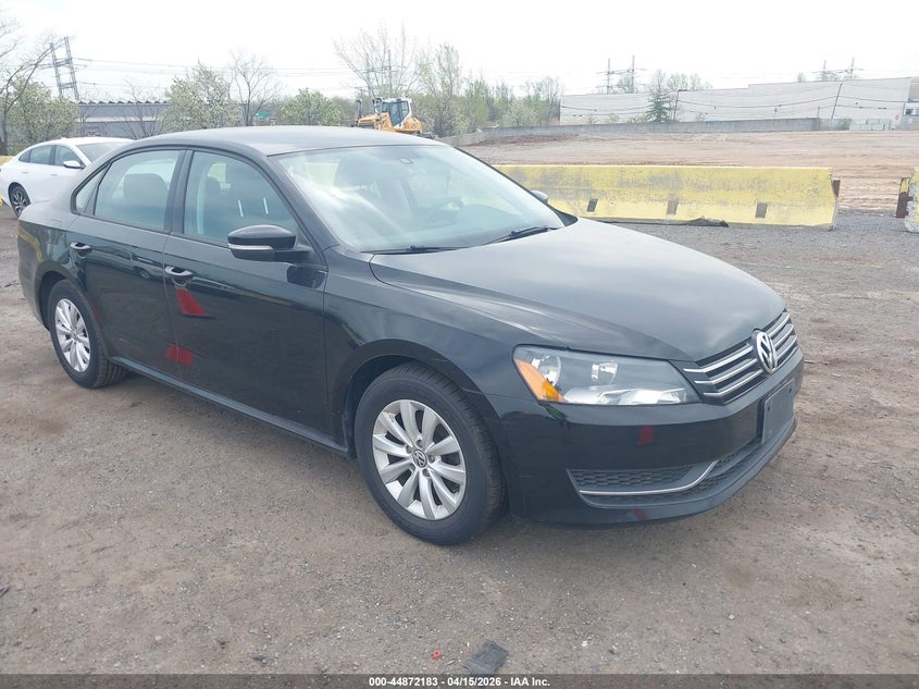 2013 Volkswagen Passat S