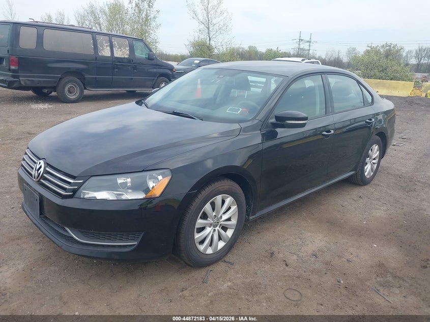 2013 Volkswagen Passat S
