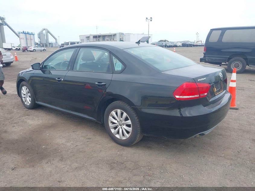 2013 Volkswagen Passat S