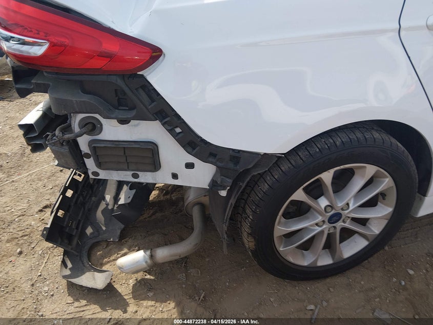2020 Ford Fusion VIN: 3FA6POHD1LR160668 Lot: 44872238