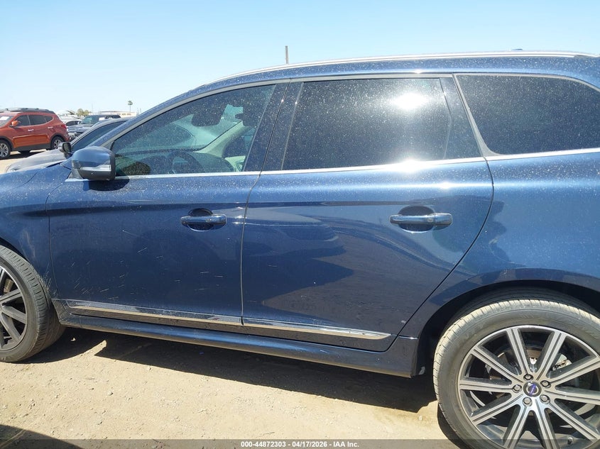 2015 Volvo Xc60 T5 Platinum VIN: YV440MDM9F2699046 Lot: 44872303