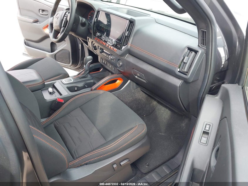 2026 Nissan Frontier Pro-4X 4X4