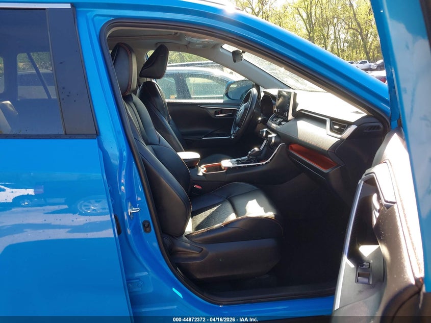 VIN 2T3J1RFV9LC085978 2020 TOYOTA RAV4 ADVENTURE