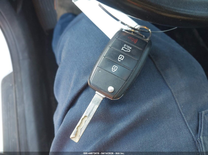 2019 Kia Optima Lx VIN: 5XXGT4L32KG339654 Lot: 44872419