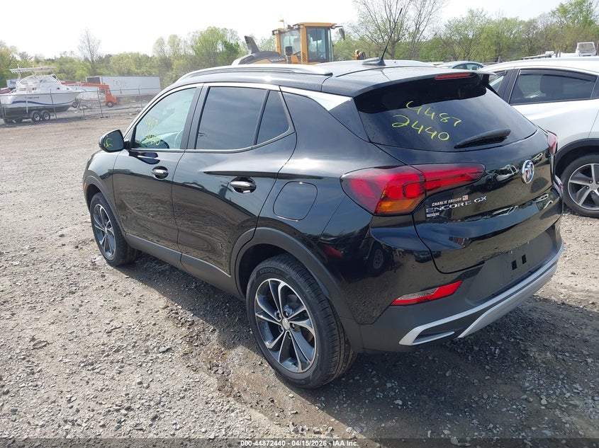 Vin: kl4mmesl7pb000239, lot: 45369771, buick encore gx select awd 20233