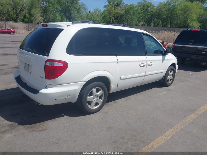 2005 Dodge Grand Caravan Sxt