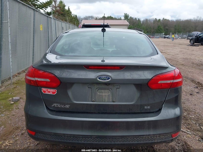 2018 Ford Focus Se VIN: 1FADP3F29JL321967 Lot: 44872483
