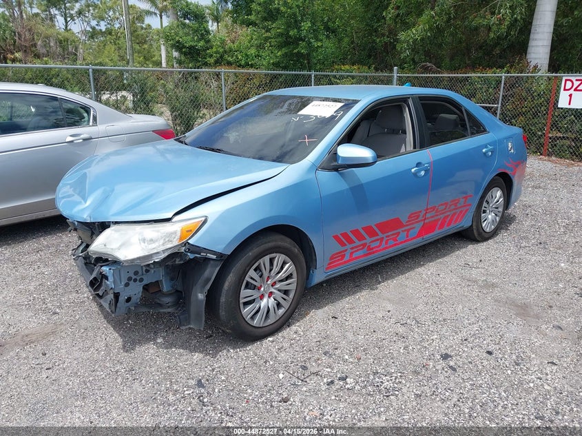 2013 Toyota Camry Le 4T1BF1FK2DU703079 photo 1