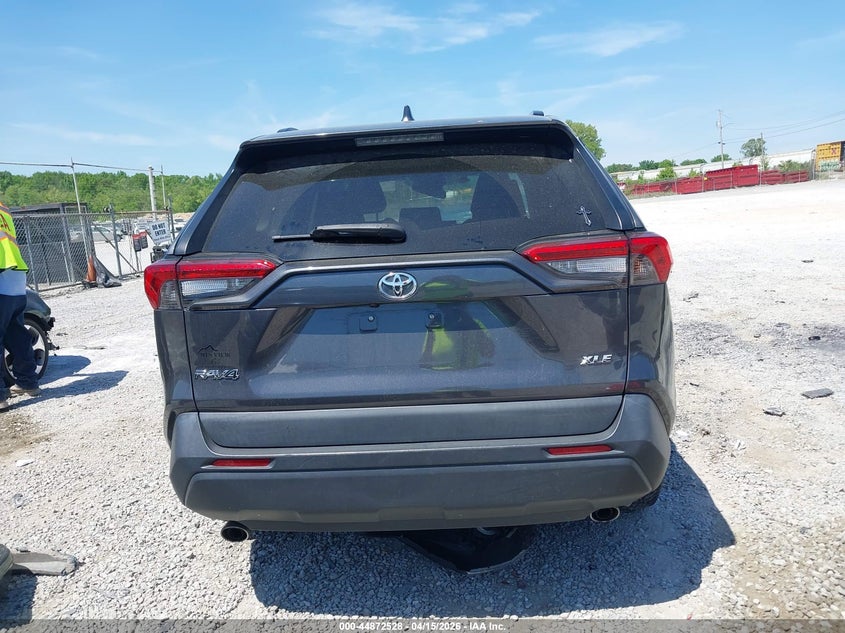 2021 Toyota Rav4 Xle VIN: 2T3W1RFV5MW110980 Lot: 44872528