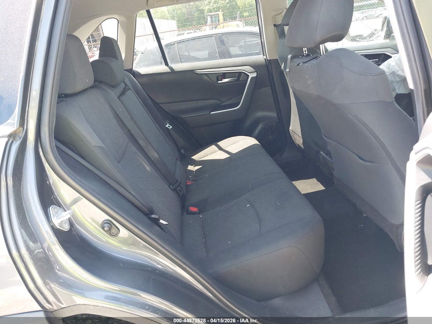 2021 Toyota Rav4 Xle VIN: 2T3W1RFV5MW110980 Lot: 44872528