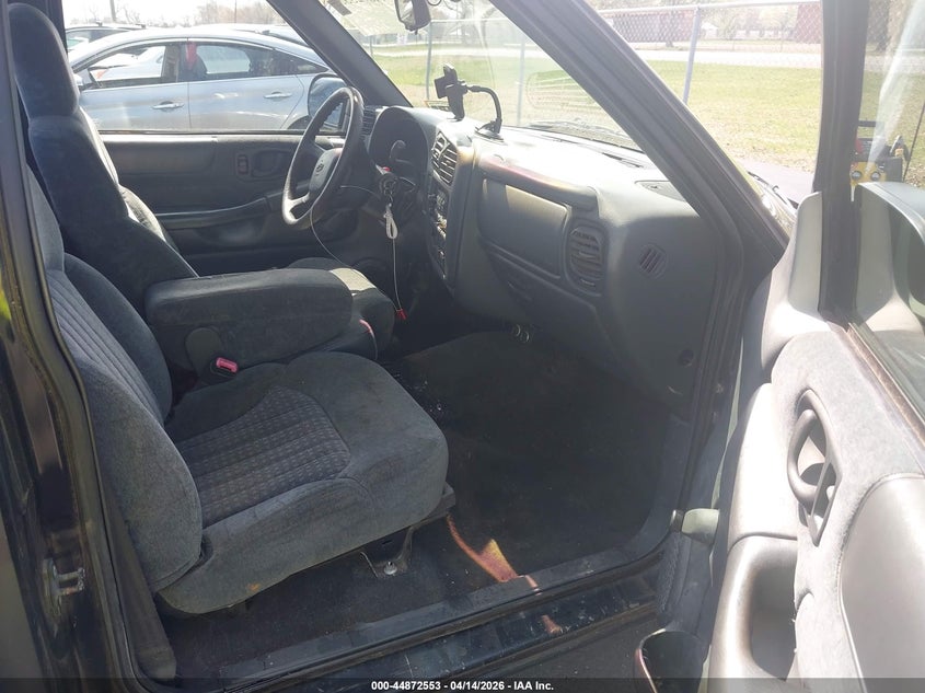 2000 Chevrolet S-10 Ls