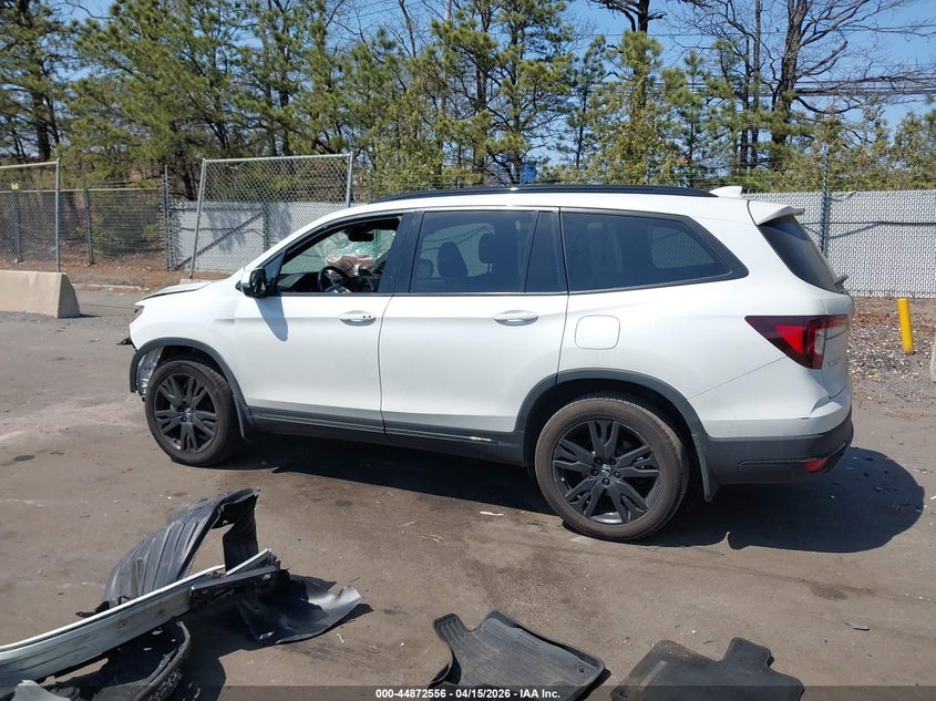 2022 Honda Pilot Awd Black Edition VIN: 5FNYF6H76NB038573 Lot: 44872556