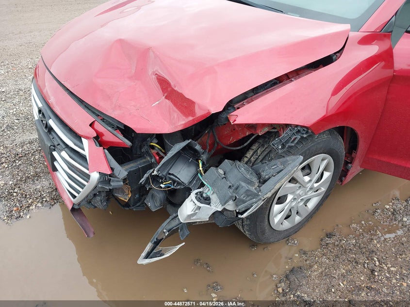 2017 Hyundai Elantra Se VIN: 5NPD74LF4HH077960 Lot: 44872571