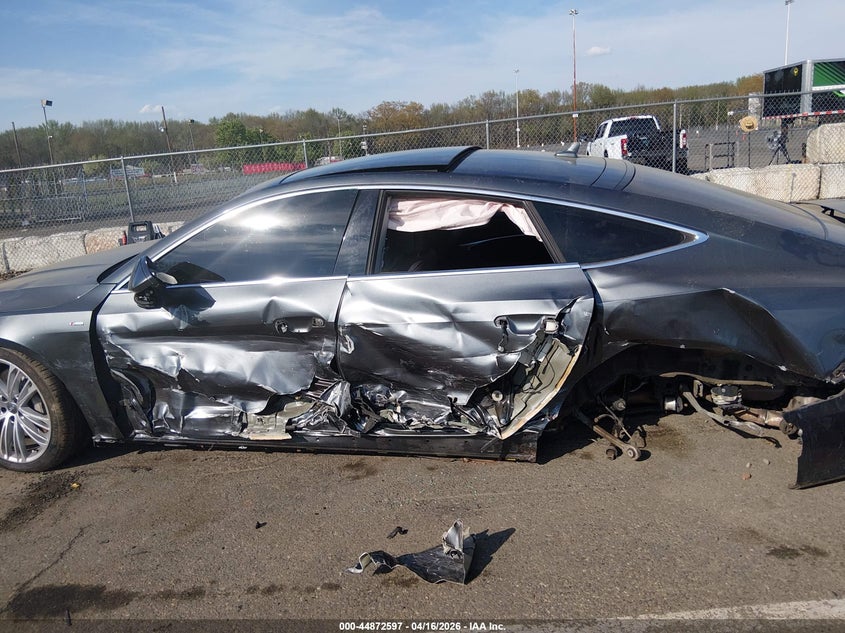 2019 Audi A7 55 Premium VIN: WAUU2AF28KN028450 Lot: 44872597