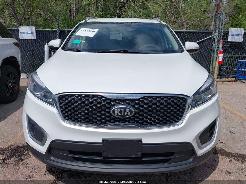 2017 Kia Sorento 3.3L Lx VIN: 5XYPGDA58HG198571 Lot: 44872636