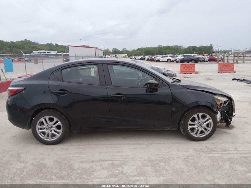 2016 Scion Ia VIN: 3MYDLBZV9GY141055 Lot: 44872647