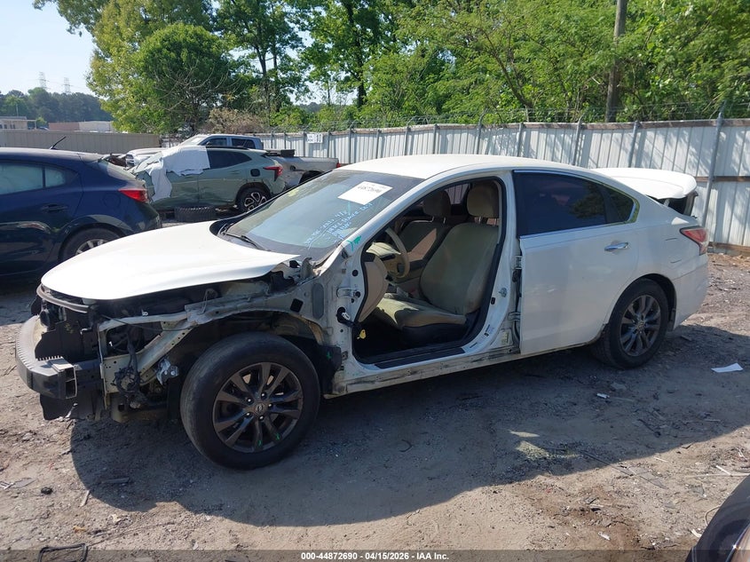 2015 Nissan Altima 2.5 S VIN: 1N4AL3AP9FC210022 Lot: 44872690