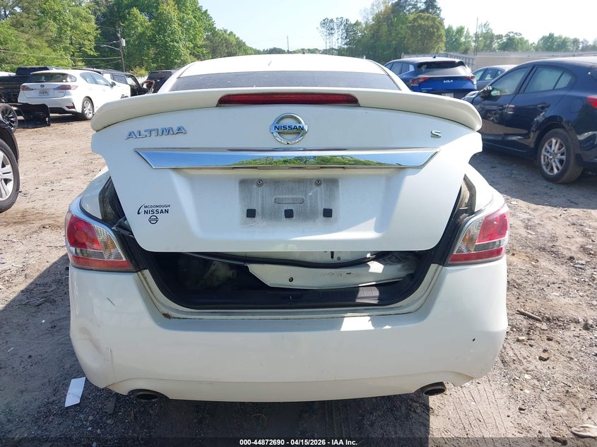 2015 Nissan Altima 2.5 S VIN: 1N4AL3AP9FC210022 Lot: 44872690