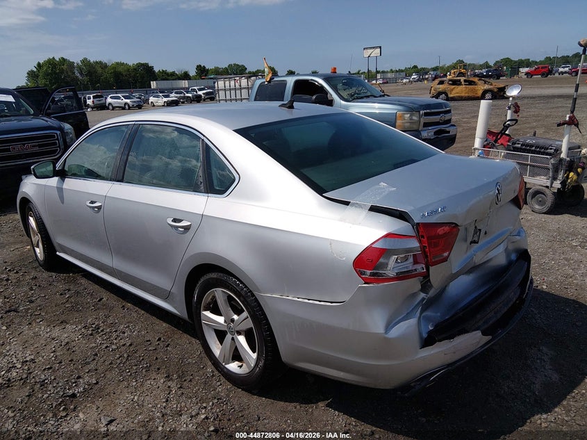 2013 Volkswagen Passat 2.5L Se