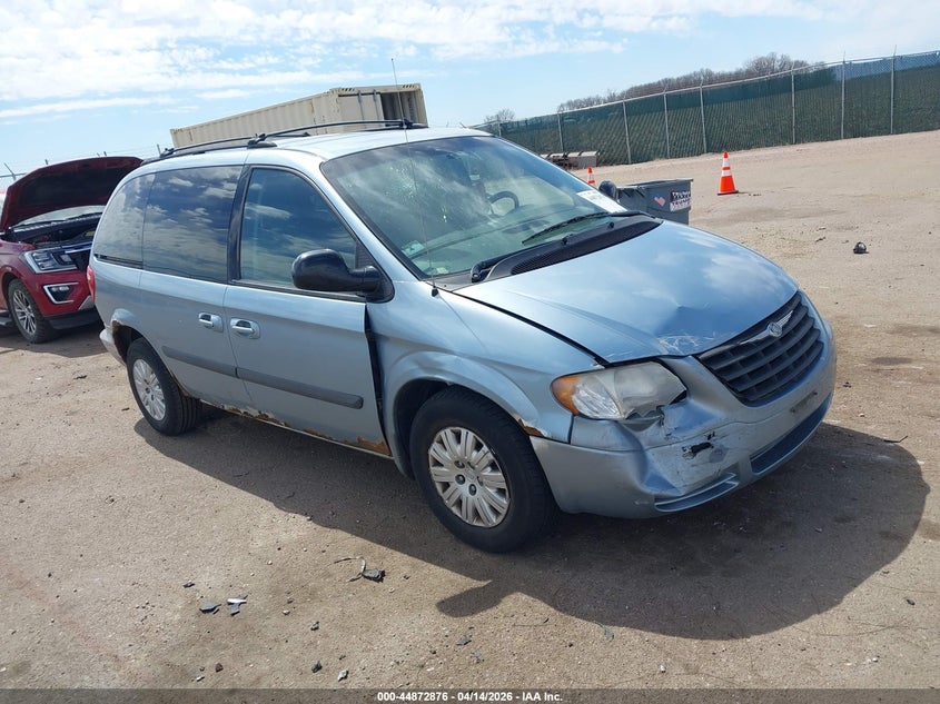 2005 Chrysler Town & Country