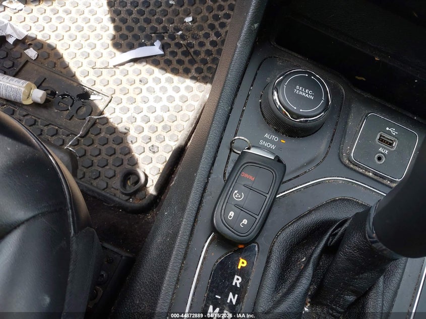 2019 Jeep Cherokee Latitude Plus 4X4 VIN: 1C4PJMLX1KD172609 Lot: 44872889