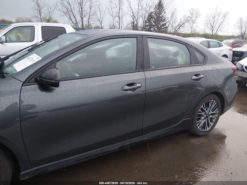 2023 Kia Forte Gt-Line VIN: 3KPF54AD1PE642815 Lot: 44872939