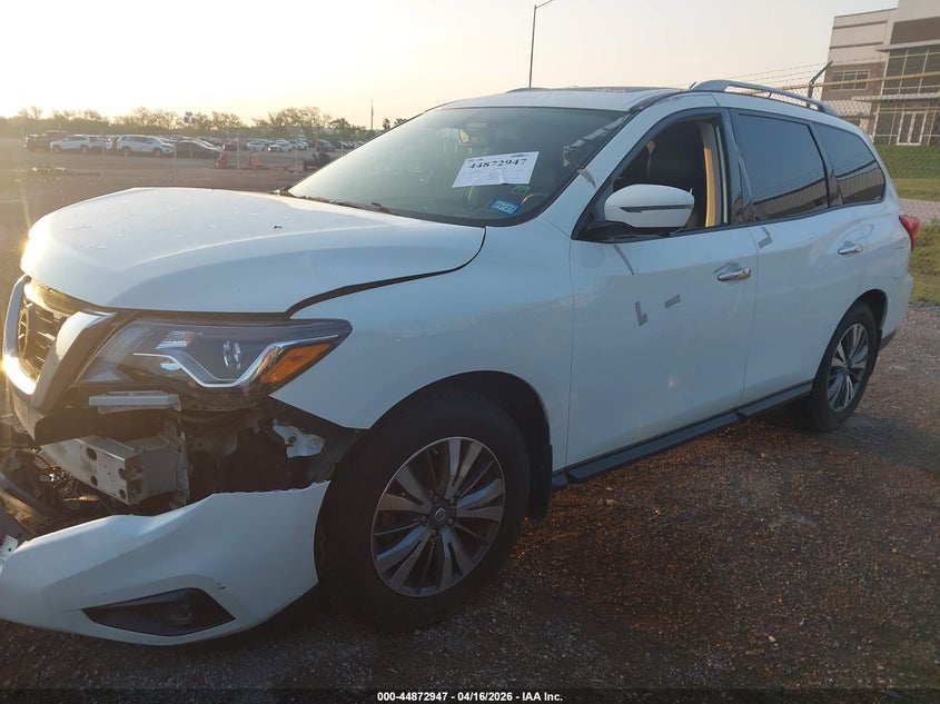 2017 Nissan Pathfinder Sl