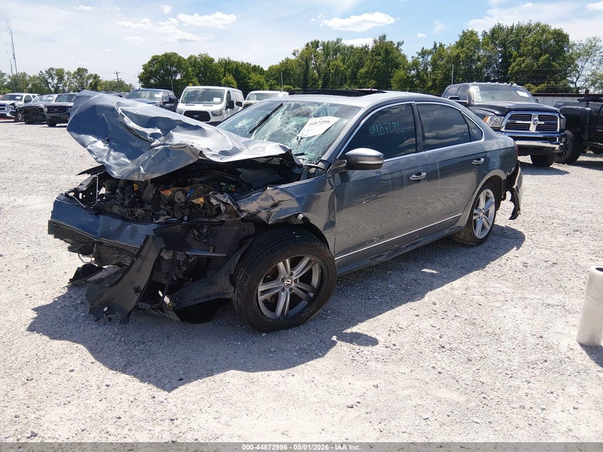 2014 Volkswagen Passat 2.0l Tdi Se 1VWBN7A39EC085094 photo 1