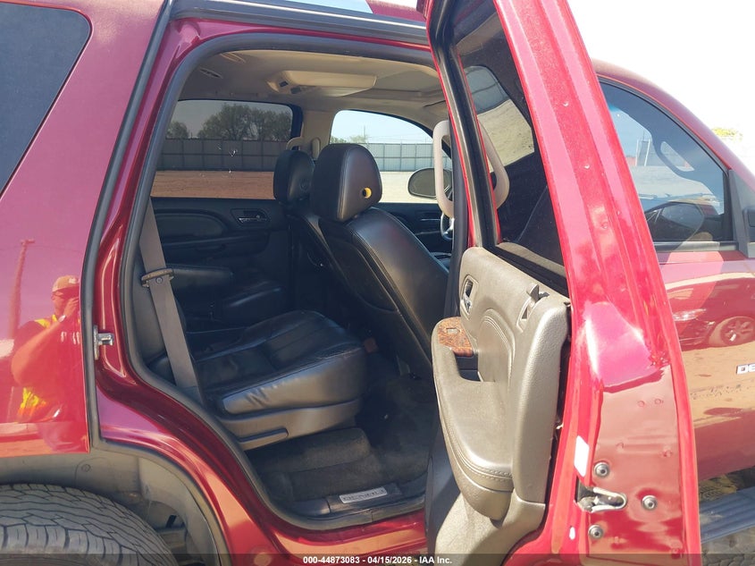 2008 GMC Yukon Denali VIN: 1GKFK63838J166239 Lot: 44873083