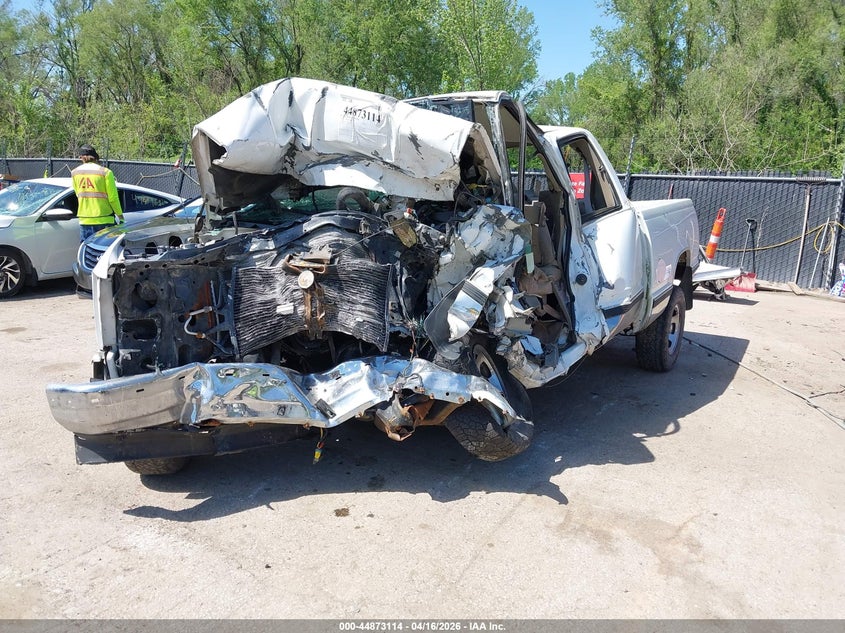 CHEVROLET C1500 1998 VIN 1GCEC19R9WR138368