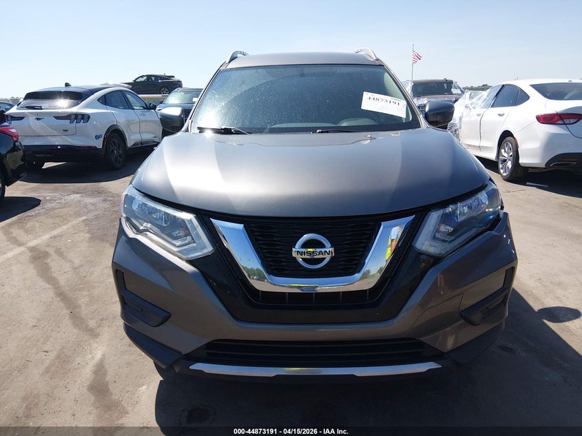 2017 Nissan Rogue S VIN: JN8AT2MT2HW388129 Lot: 44873191