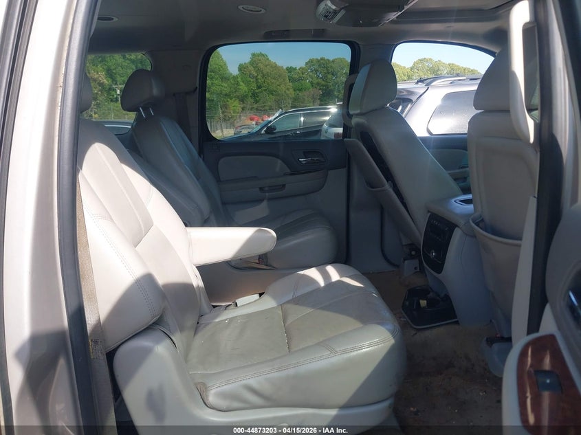 2007 Chevrolet Suburban 1500 Lt VIN: 1GNFC16JX7J213511 Lot: 44873203