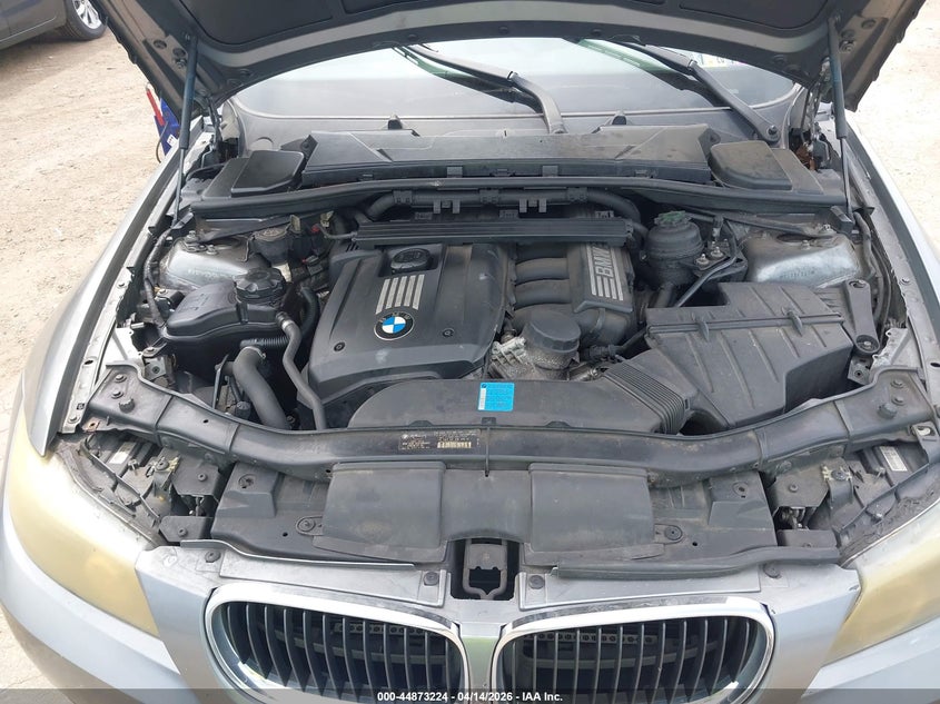 2009 BMW 328I VIN: WBAPH57579NL77640 Lot: 44873224