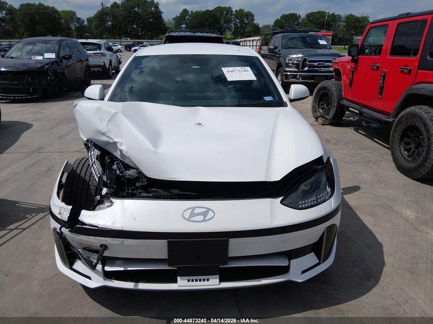 2023 Hyundai Ioniq 6 Se Standard Range VIN: KMHM24AB4PA051522 Lot: 44873240
