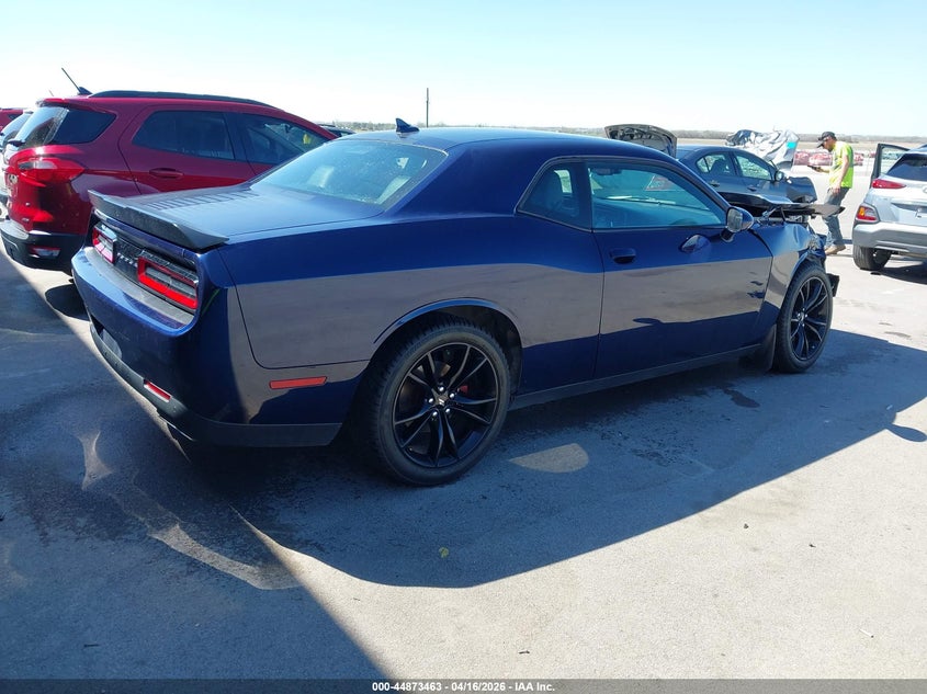 Vin: 2c3cdzag5hh542871, lot: 45370794, dodge challenger sxt plus 20174