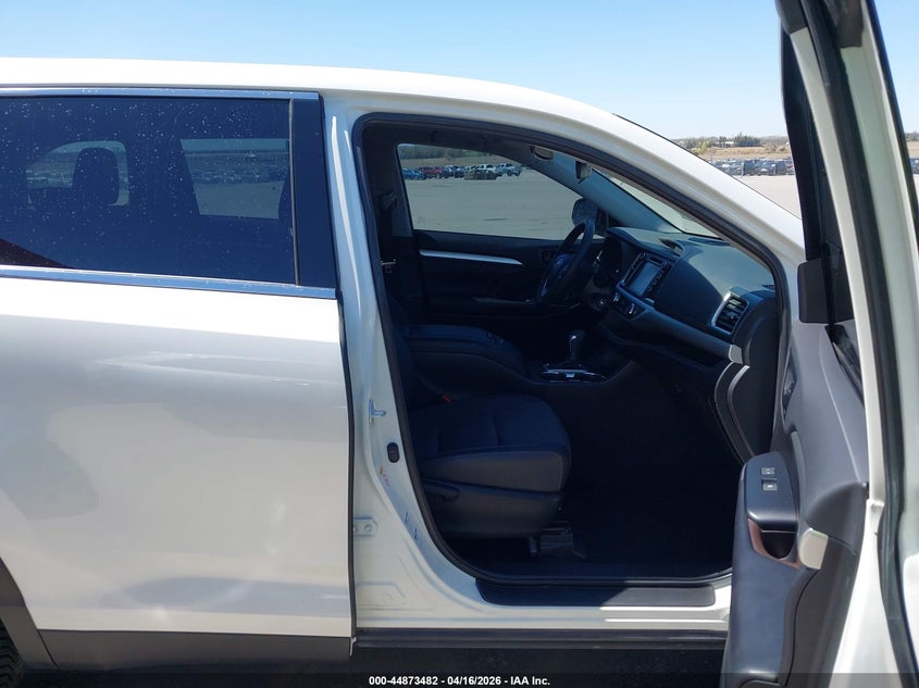 2019 Toyota Highlander Le Plus